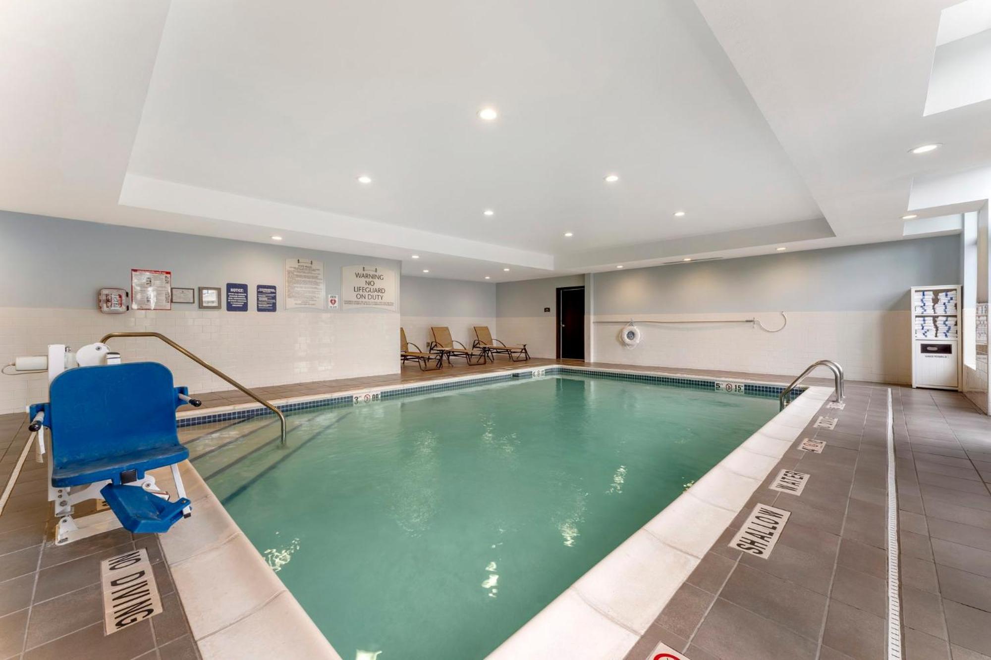 Staybridge Suites - Pittsburgh-Cranberry Township By Ihg Warrendale Dış mekan fotoğraf